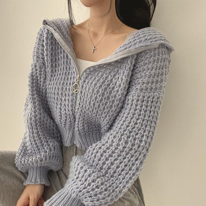 Pull Court à Capuche Femme – Maille Ample