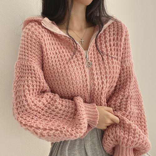 Pull Court à Capuche Femme – Maille Ample